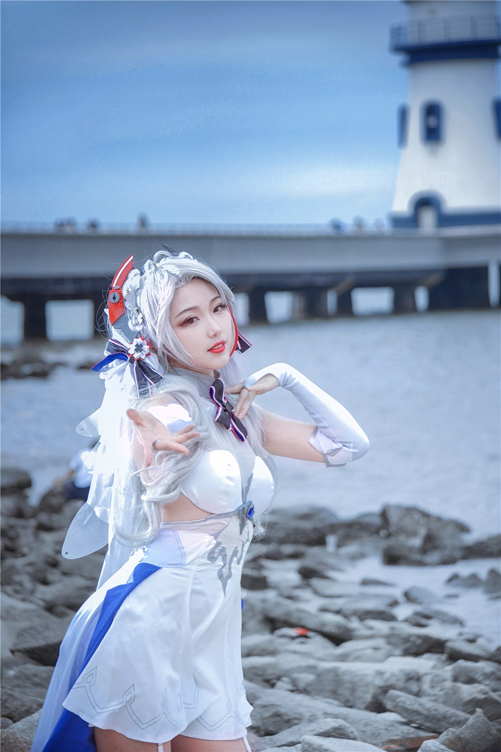 91黑料网快讯:豪华餐厅内偶像与情人低语共进晚餐,暧昧互动引起热议